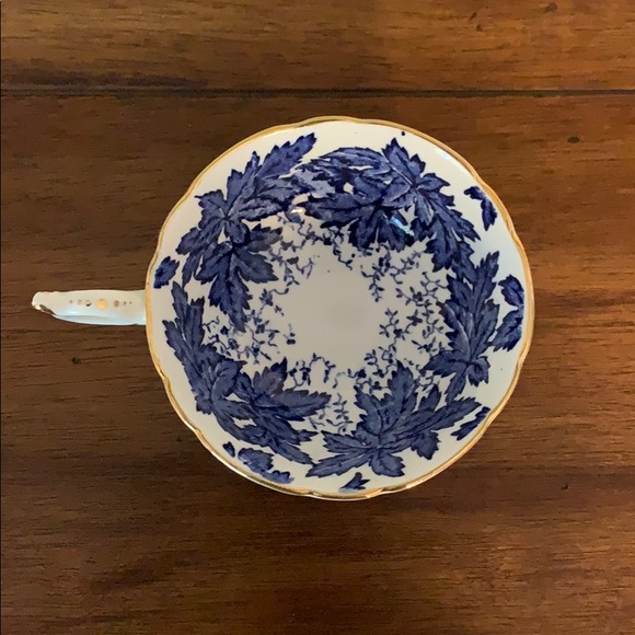 Vintage Coalport tea cup and saucer - Picture 8 of 11